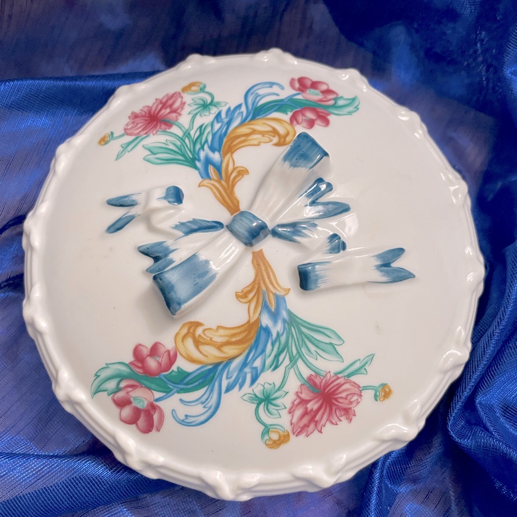 Elizabeth Arden Powder Dish
